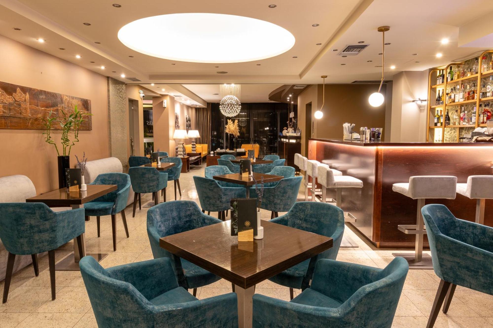 Flisvos Hotel Нафпактос Экстерьер фото